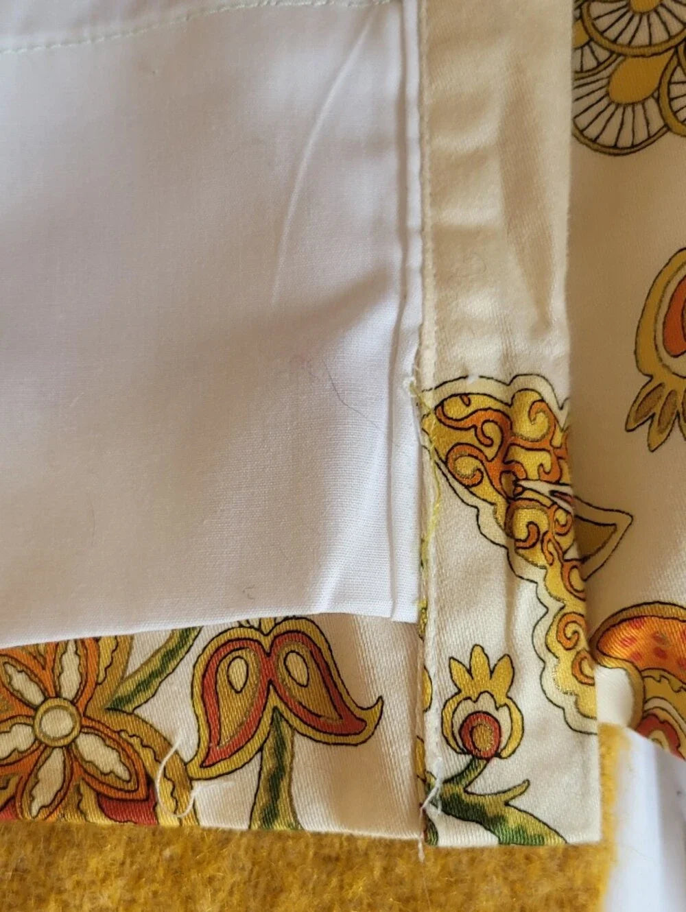 Vintage Retro Draperies 90's Floral