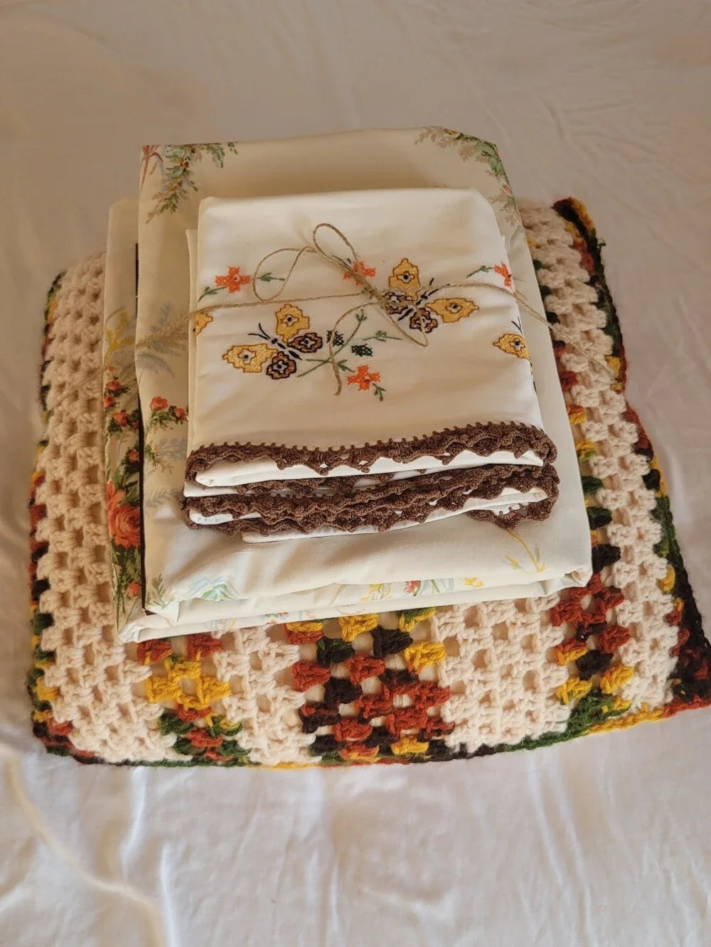 Vintage Double Full Sz, extra long Bedding Curation 3pc