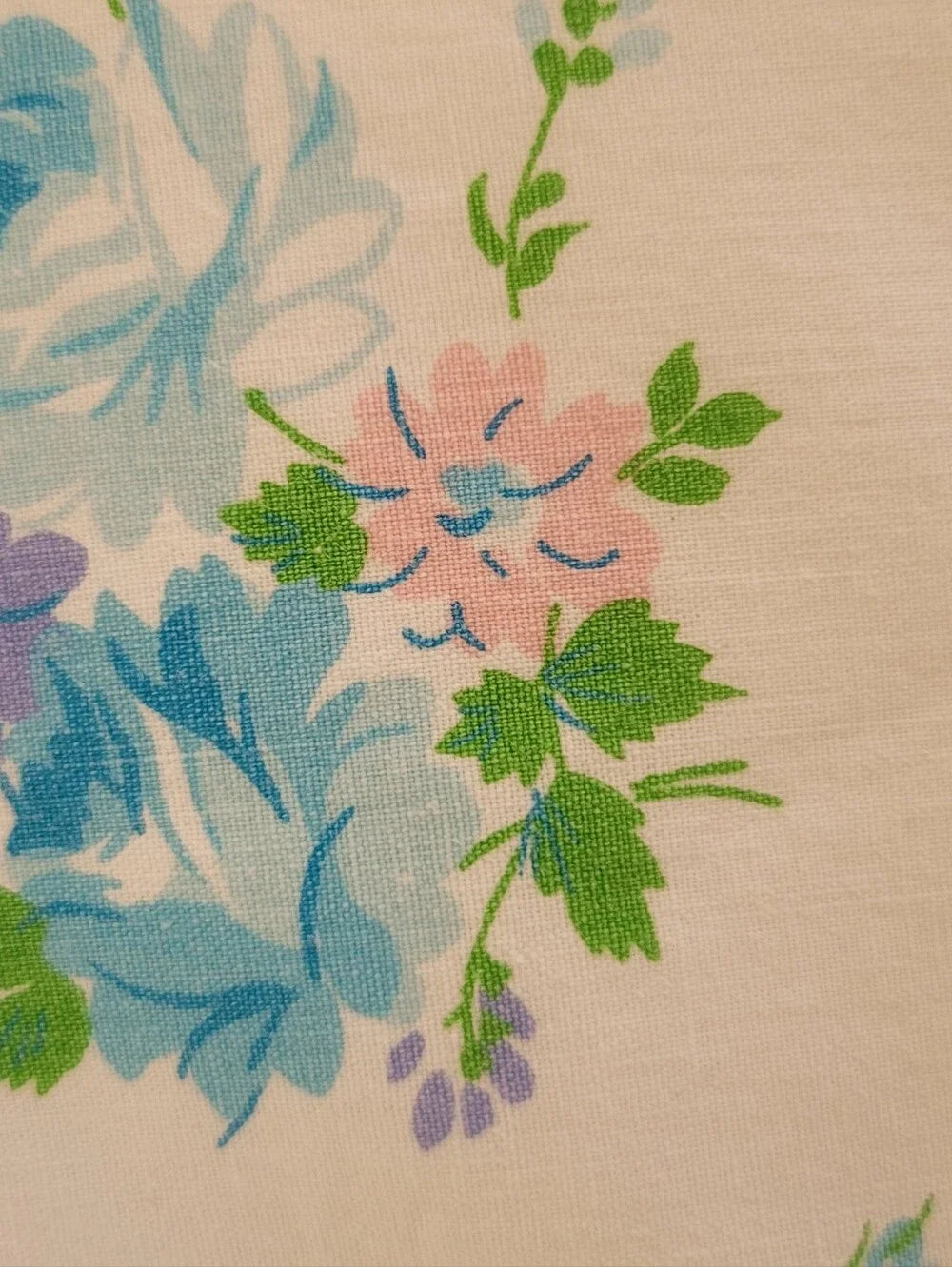 Vintage Queen Sz 6 Pc Bedding Curation
