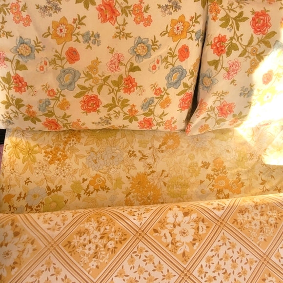 VINTAGE Queen Sz Bedding 6pc Curation Pastels, Muted, Florals, Geo.