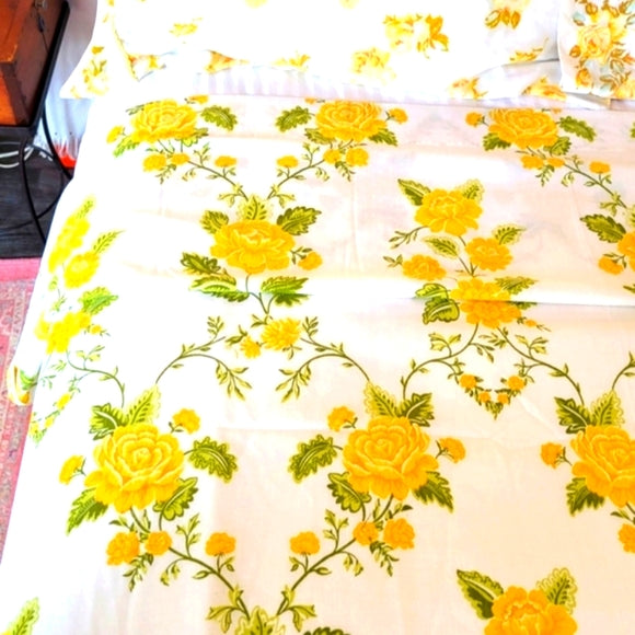 Vintage Twin Bedsheet Yellow Bouquet
