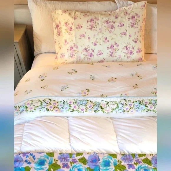 VINTAGE Single Bedding 3pc Combo: Bedspread, Flat Sheet & Pillowcase