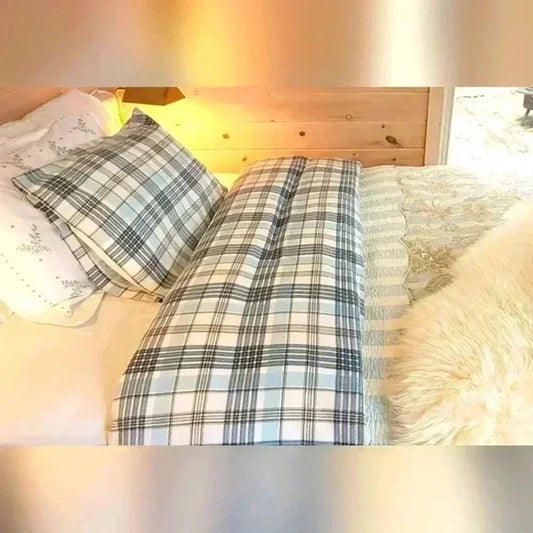 Queen size 100% Cotton Flannel Top Sheet with 2 cotton cases.