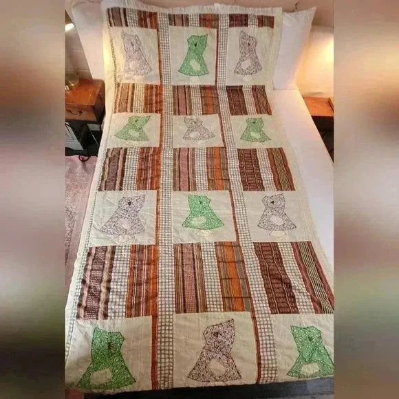 Vintage Handmade Quilt Blanket