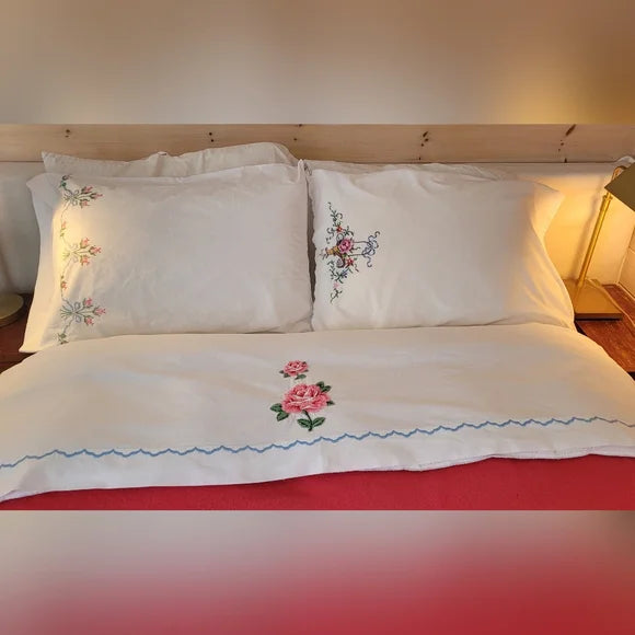 Vintage Full / Double Size 3pc Bedsheet Set !00% Cotton
