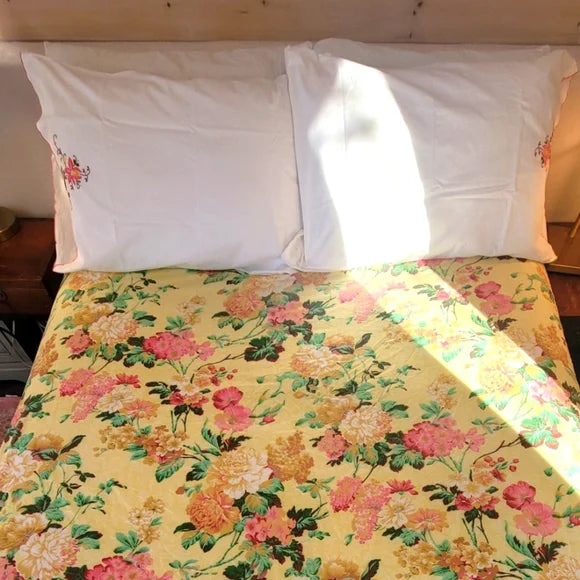 VINTAGE Double Full sz Bedding Curation, 4pc Set. 100% Cottons & Cotton/Poly Blends.