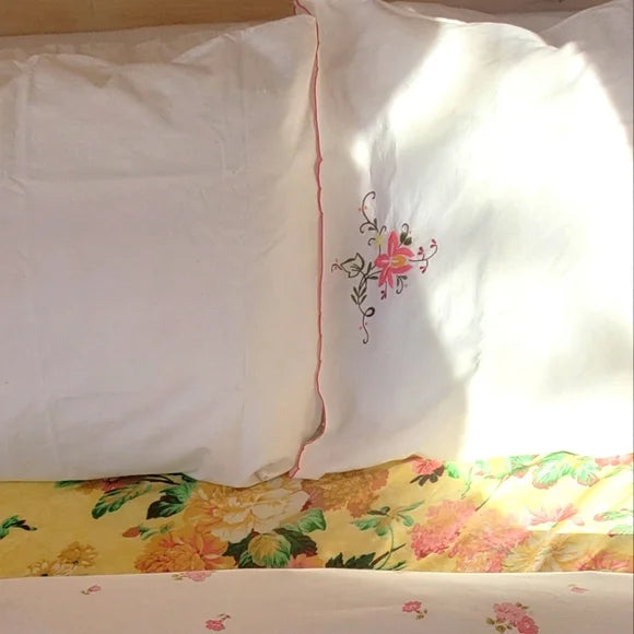 VINTAGE Double Full sz Bedding Curation, 4pc Set. 100% Cottons & Cotton/Poly Blends.