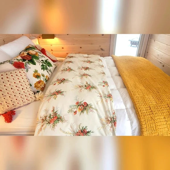 VINTAGE Double Full Sz 3 Pc Bedding Curation