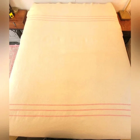 VINTAGE 100% Wool Blanket Double Full or Twin Cream Pink Stripes