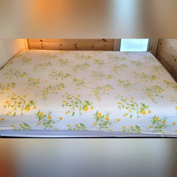VINTAGE Double sz4 pc Bedding Curation
