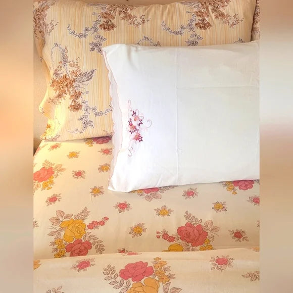 VINTAGE Double Full size 5pc Bedding Curation