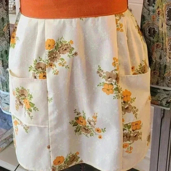 Retro Kithen or Craft Apron, NWOT, OS