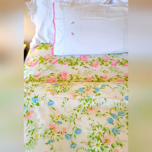 VINTAGE & Y2K Twin Single sz 3pc Bedding Curation Embroidered "E" Feature