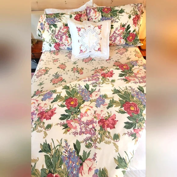 Vintage Double / Full Size 5pc Bedding Curation