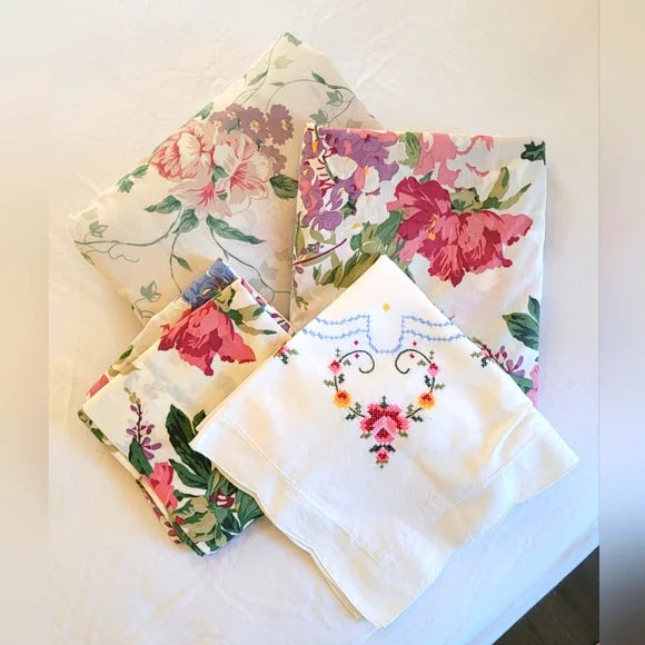 Vintage Double / Full Size 5pc Bedding Curation