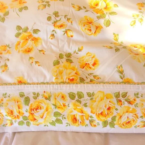 VINTAGE & Y2K King Sz, 4pc Bedding Curation