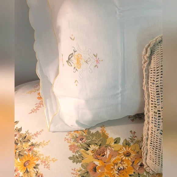 VINTAGE Single/Twin sz Bedding Set. 3pc