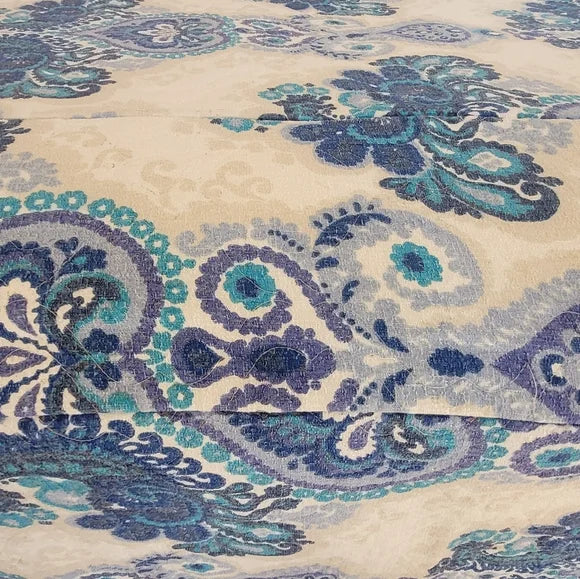 VINTAGE Double Or Queen Fit , Bedspread