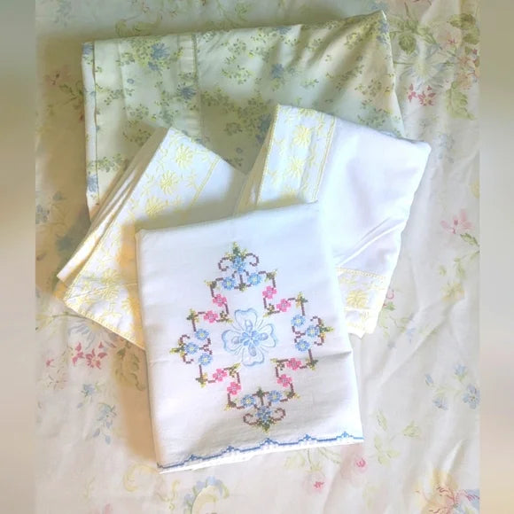 VINTAGE Full/Double Size 5pc Bedding Curation