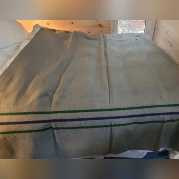 Vintage 100% Wool Blanket 64x79