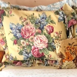 Y2K Martha Stewart Queen Size Bed Skirt And 2 Standard Shams 3pcs