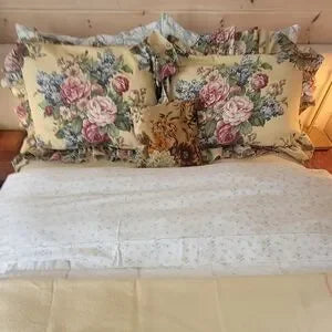 Y2K Martha Stewart Queen Size Bed Skirt And 2 Standard Shams 3pcs