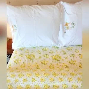 VINTAGE Full Double sz 4pc Bedding Curation
