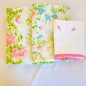 VINTAGE & Y2K Twin Single sz 3pc Bedding Curation Embroidered "E" Feature