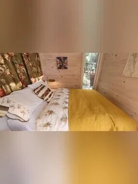 Vintage Double Full Sz, extra long Bedding Curation 3pc