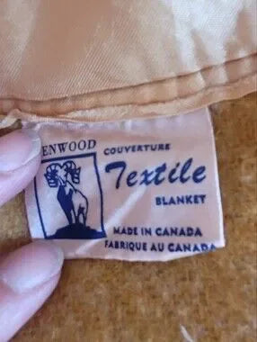 Vintage Queen Sz Wool Blend Blanket