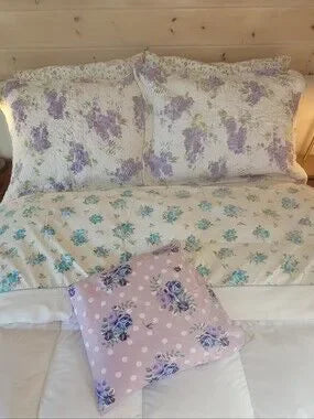 Vintage Queen Sz 6 Pc Bedding Curation